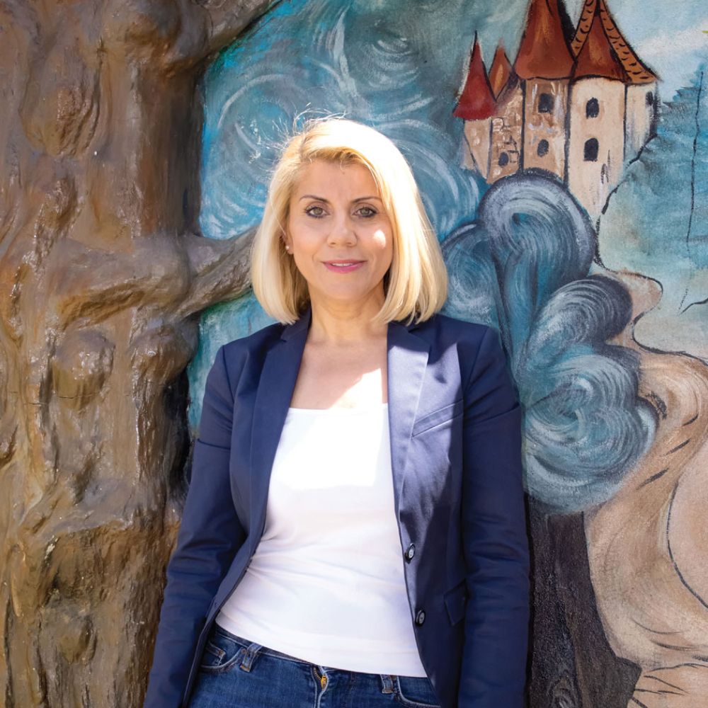 Μαίρη Κόκκινου