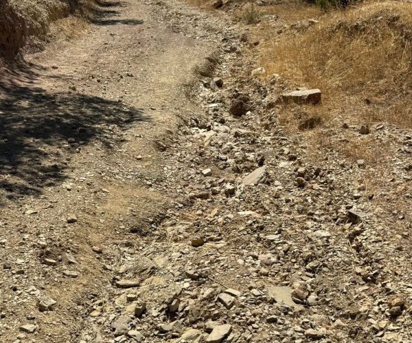 Οι αγροτικοί δρόμοι είναι κατεστραμμένοι